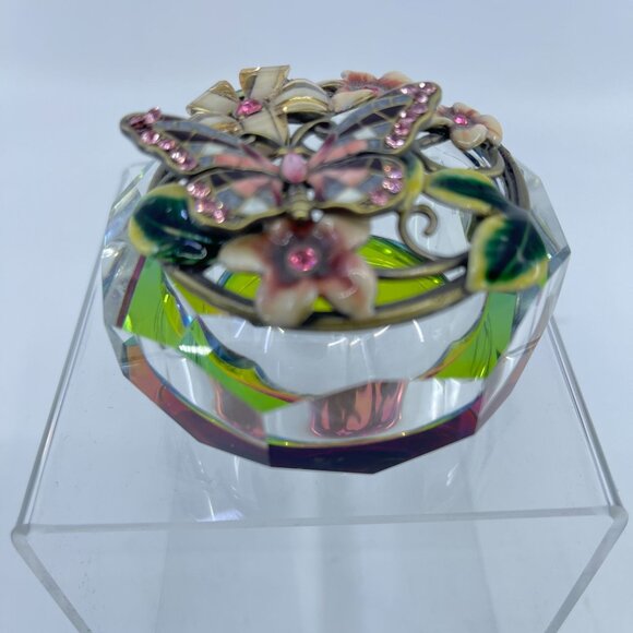 crystal faceted trinket box with floral & butterfly enamel decoration on lid - Picture 2 of 4